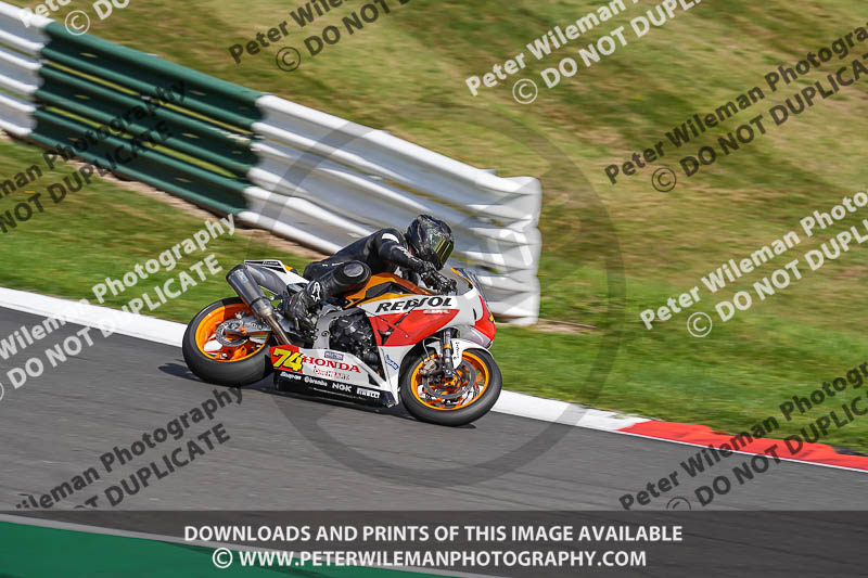cadwell no limits trackday;cadwell park;cadwell park photographs;cadwell trackday photographs;enduro digital images;event digital images;eventdigitalimages;no limits trackdays;peter wileman photography;racing digital images;trackday digital images;trackday photos